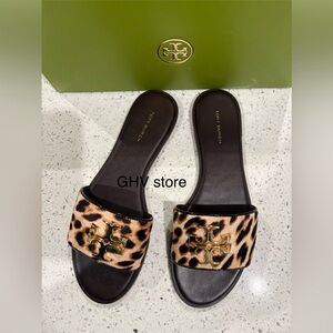 Tory Burch Leopard Print Everly slides - Black and Tan